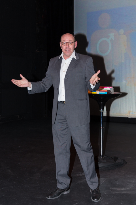 Mannen komen van Mars @ Fakkelteater te Antwerpen, picture 2, photographed by Guy Danneels - FrontView Magazine