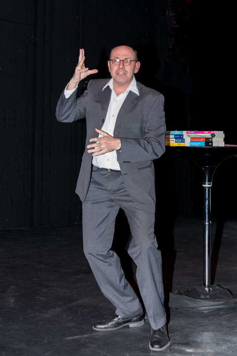 Mannen komen van Mars @ Fakkelteater te Antwerpen, picture 5, photographed by Guy Danneels - FrontView Magazine
