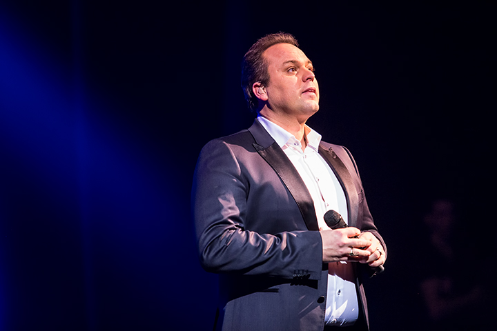 Frans Bauer @ Stadsschouwburg Antwerpen, picture 1, photographed by Elke Briers - FrontView Magazine