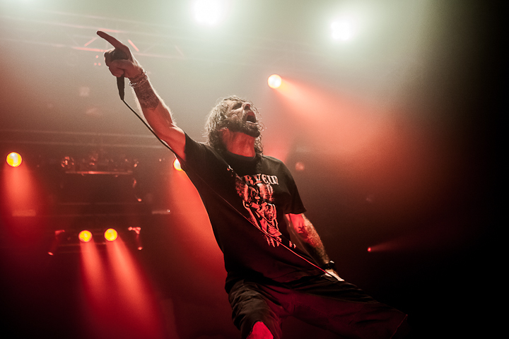 Lamb Of God @ 013, picture 27, photographed by Dorien Goetschalckx - FrontView Magazine
