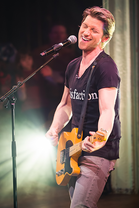 Annes Café @ Café Local, picture 14, photographed by Elke Briers - FrontView Magazine