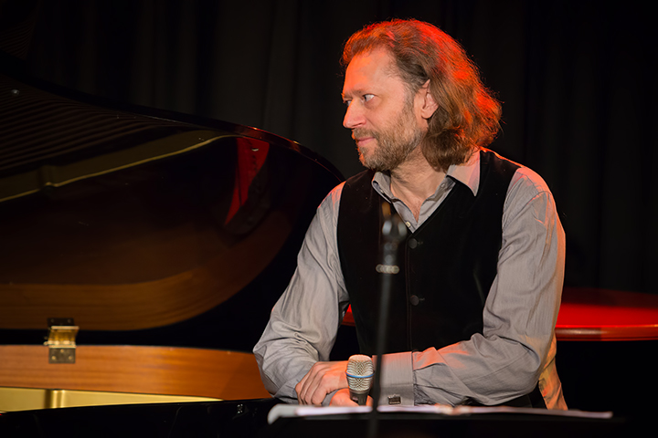 Hotel Vocal - Hans Peter Janssens @ Fakkelteater, picture 9, photographed by Elke Briers - FrontView Magazine