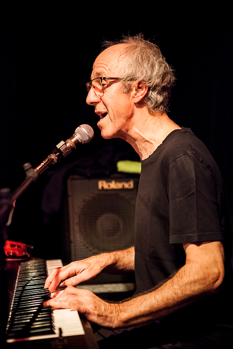 Raymond van het Groenewoud @ De Singer, picture 17, photographed by Dorien Goetschalckx - FrontView Magazine