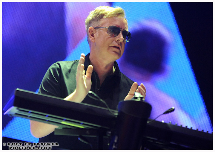 Depeche Mode @ Sportpaleis, picture 19, photographed by Rudy De Doncker - FrontView Magazine