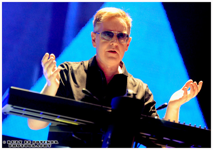 Depeche Mode @ Sportpaleis, picture 20, photographed by Rudy De Doncker - FrontView Magazine