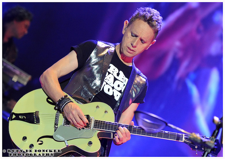 Depeche Mode @ Sportpaleis, picture 24, photographed by Rudy De Doncker - FrontView Magazine