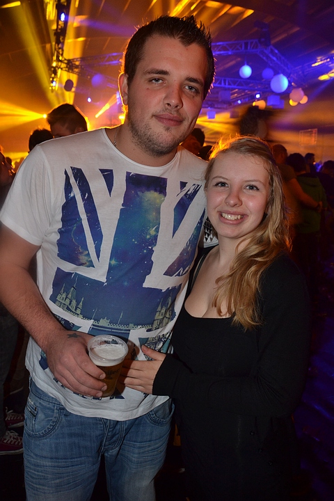 Clubber Fever @ Hulshout, picture 1, photographed by Tom Van Tongerloo - FrontView Magazine