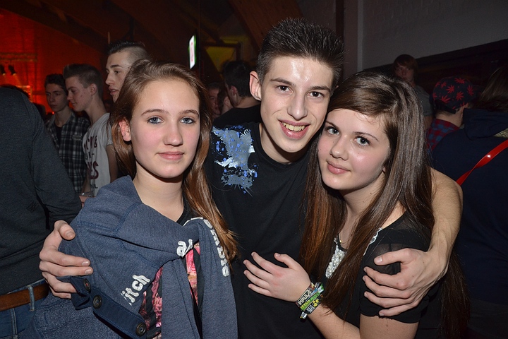 Clubber Fever @ Hulshout, picture 15, photographed by Tom Van Tongerloo - FrontView Magazine
