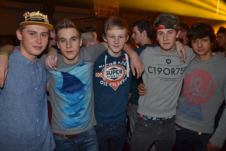 Clubber Fever @ Hulshout, picture 91, photographed by Tom Van Tongerloo - FrontView Magazine