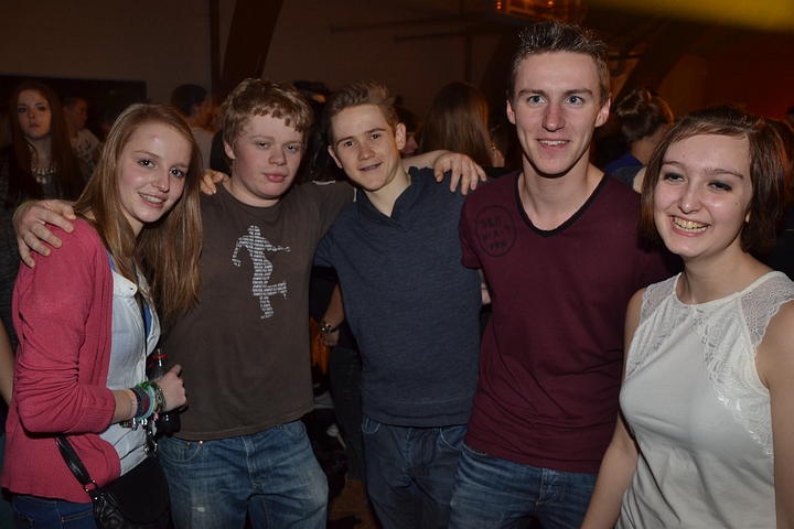 Clubber Fever @ Hulshout, picture 95, photographed by Tom Van Tongerloo - FrontView Magazine