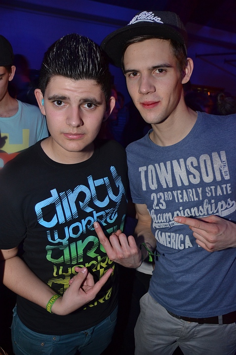 Clubber Fever @ Hulshout, picture 97, photographed by Tom Van Tongerloo - FrontView Magazine