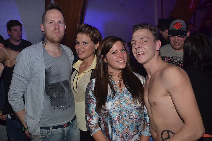 Clubber Fever @ Hulshout, picture 119, photographed by Tom Van Tongerloo - FrontView Magazine