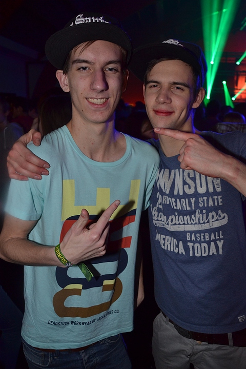 Clubber Fever @ Hulshout, picture 122, photographed by Tom Van Tongerloo - FrontView Magazine