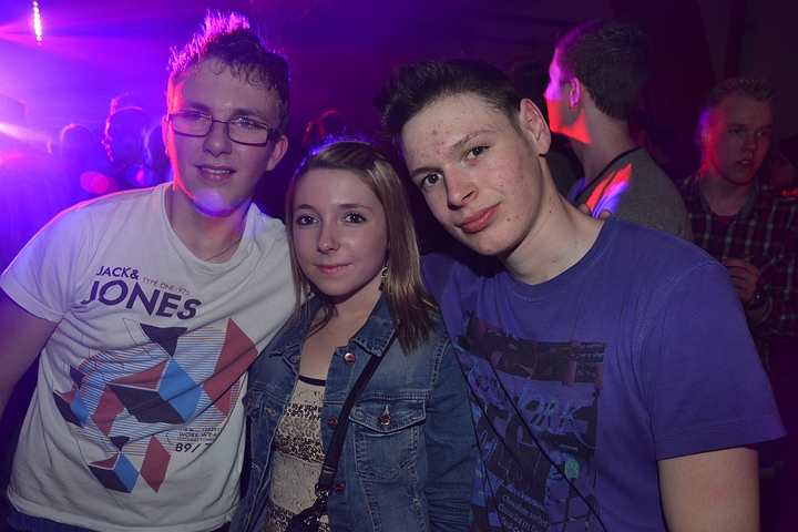 Clubber Fever @ Hulshout, picture 124, photographed by Tom Van Tongerloo - FrontView Magazine