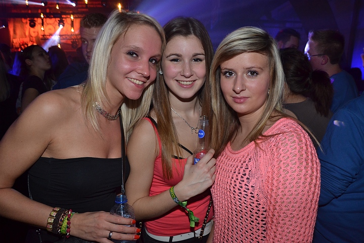Clubber Fever @ Hulshout, picture 174, photographed by Tom Van Tongerloo - FrontView Magazine