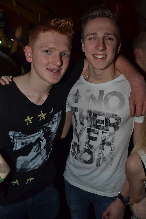 Clubber Fever @ Hulshout, picture 182, photographed by Tom Van Tongerloo - FrontView Magazine
