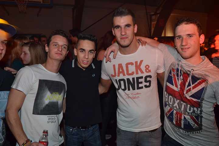 Clubber Fever @ Hulshout, picture 213, photographed by Tom Van Tongerloo - FrontView Magazine
