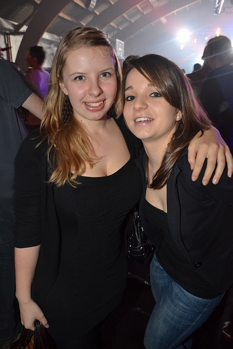 Clubber Fever @ Hulshout, picture 226, photographed by Tom Van Tongerloo - FrontView Magazine