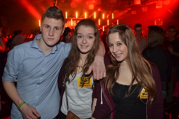 Clubber Fever @ Hulshout, picture 229, photographed by Tom Van Tongerloo - FrontView Magazine