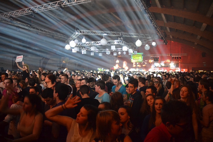 Clubber Fever @ Hulshout, picture 242, photographed by Tom Van Tongerloo - FrontView Magazine
