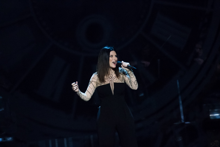 Laura Pausini @ Vorst Nationaal, picture 8, photographed by Dorien Goetschalckx - FrontView Magazine