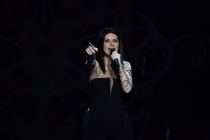 Laura Pausini @ Vorst Nationaal, picture 11, photographed by Dorien Goetschalckx - FrontView Magazine
