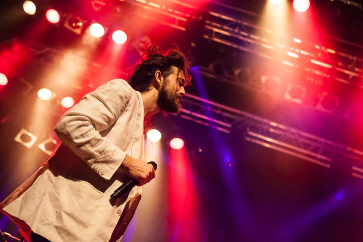 Edward Sharpe And The Magnetic Zeros @ Effenaar, picture 6, photographed by Dorien Goetschalckx - FrontView Magazine