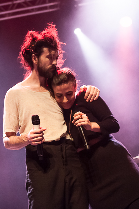 Edward Sharpe And The Magnetic Zeros @ Effenaar, picture 18, photographed by Dorien Goetschalckx - FrontView Magazine
