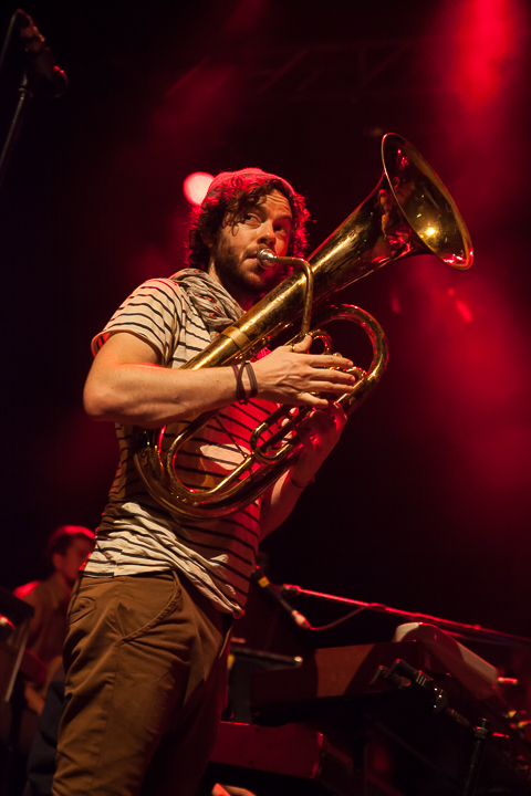 Edward Sharpe And The Magnetic Zeros @ Effenaar, picture 19, photographed by Dorien Goetschalckx - FrontView Magazine