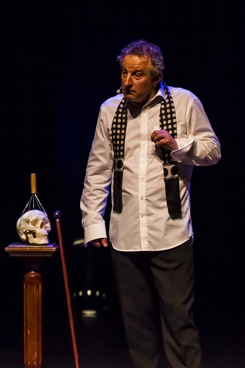 Eindelijk! Hamlet @ Fakkeltheater Antwerpen, foto 4, foto's door Marco Bastiaens - FrontView Magazine