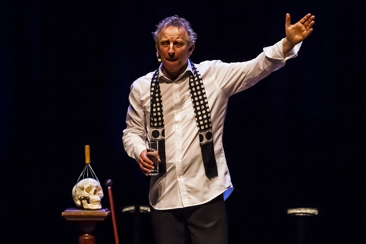 Eindelijk! Hamlet @ Fakkeltheater Antwerpen, foto 7, foto's door Marco Bastiaens - FrontView Magazine