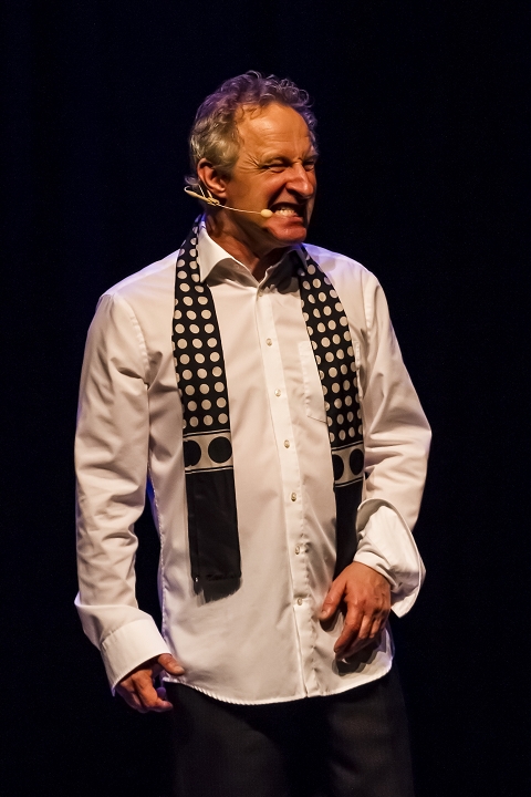 Eindelijk! Hamlet @ Fakkeltheater Antwerpen, foto 11, foto's door Marco Bastiaens - FrontView Magazine