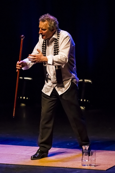Eindelijk! Hamlet @ Fakkeltheater Antwerpen, foto 16, foto's door Marco Bastiaens - FrontView Magazine