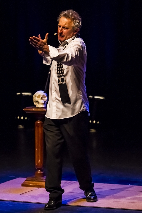 Eindelijk! Hamlet @ Fakkeltheater Antwerpen, foto 29, foto's door Marco Bastiaens - FrontView Magazine