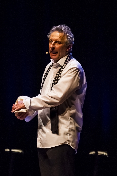 Eindelijk! Hamlet @ Fakkeltheater Antwerpen, foto 30, foto's door Marco Bastiaens - FrontView Magazine
