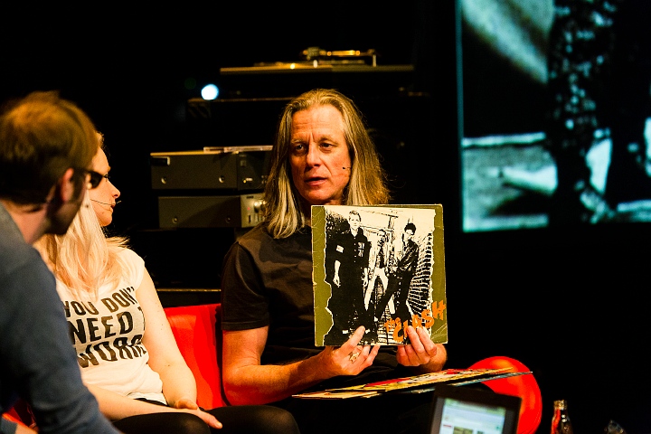 Staalplaat #2 met Guy Swinnen & Naomie Sijmons (Reena Riot) @ cc Luchtbal, picture 3, photographed by Edwin Houdevelt - FrontView Magazine