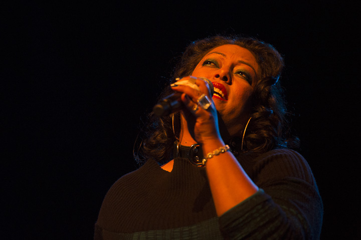 La India @ De Roma, picture 2, photographed by Steven Stausens - FrontView Magazine