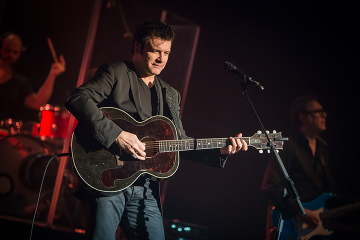 Roch Voisine @ Koninklijk Circus, picture 19, photographed by Elke Briers - FrontView Magazine