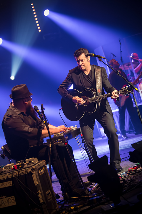 Roch Voisine @ Koninklijk Circus, picture 22, photographed by Elke Briers - FrontView Magazine