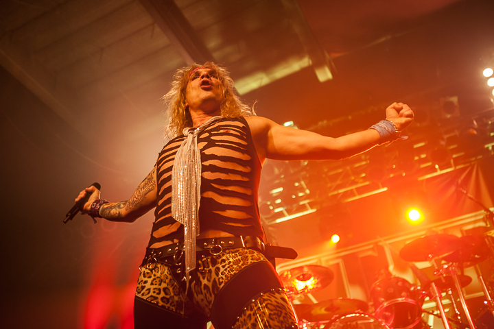 Steel Panther @ Live Music Hall, foto 10, foto's door Dorien Goetschalckx - FrontView Magazine