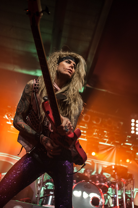 Steel Panther @ Live Music Hall, foto 12, foto's door Dorien Goetschalckx - FrontView Magazine