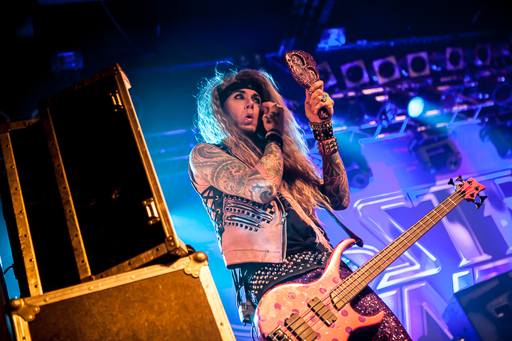 Steel Panther @ Live Music Hall, foto 16, foto's door Dorien Goetschalckx - FrontView Magazine