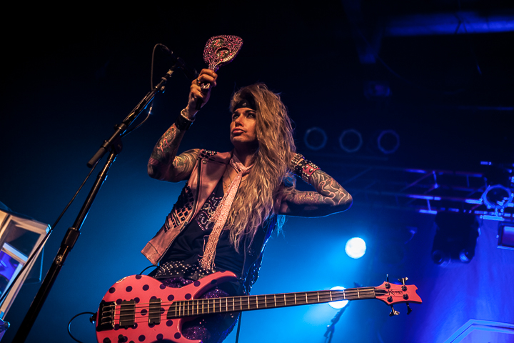 Steel Panther @ Live Music Hall, foto 17, foto's door Dorien Goetschalckx - FrontView Magazine