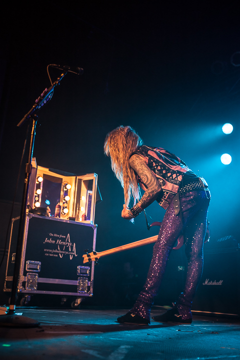Steel Panther @ Live Music Hall, foto 19, foto's door Dorien Goetschalckx - FrontView Magazine
