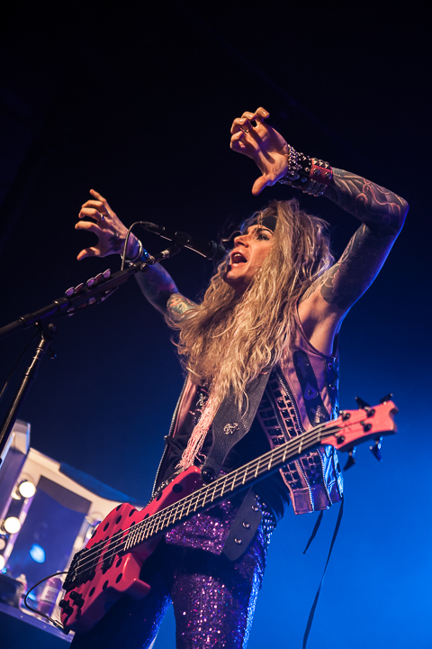 Steel Panther @ Live Music Hall, foto 26, foto's door Dorien Goetschalckx - FrontView Magazine