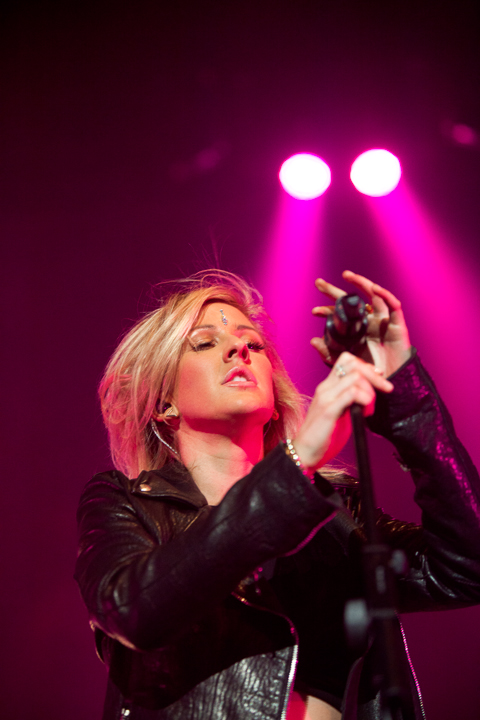 Ellie Goulding @ Vorst Nationaal, picture 20, photographed by Koen Rondelez - FrontView Magazine