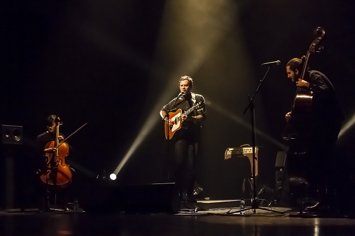 Gabriel Rios @ Vooruit, picture 1, photographed by Marco Bastiaens - FrontView Magazine