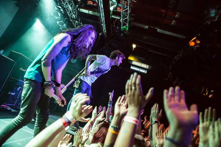 Mayday Parade @ Effenaar, picture 13, photographed by Dorien Goetschalckx - FrontView Magazine