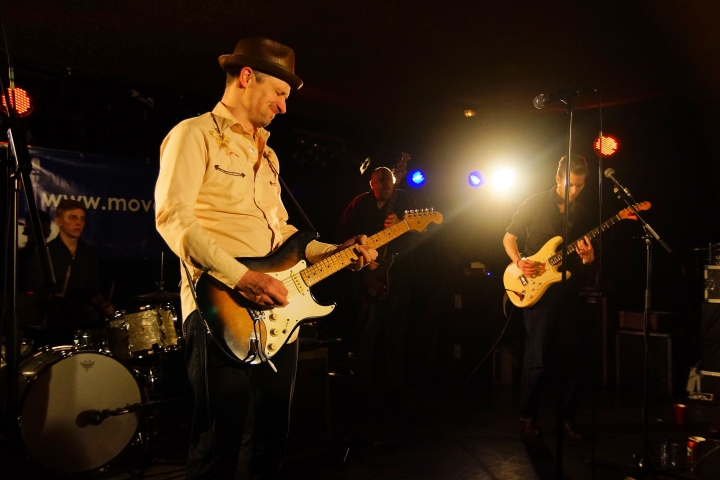 Memo Gonzalez & The bluescasters @ MOD Hasselt, picture 3, photographed by benny antoniw - FrontView Magazine