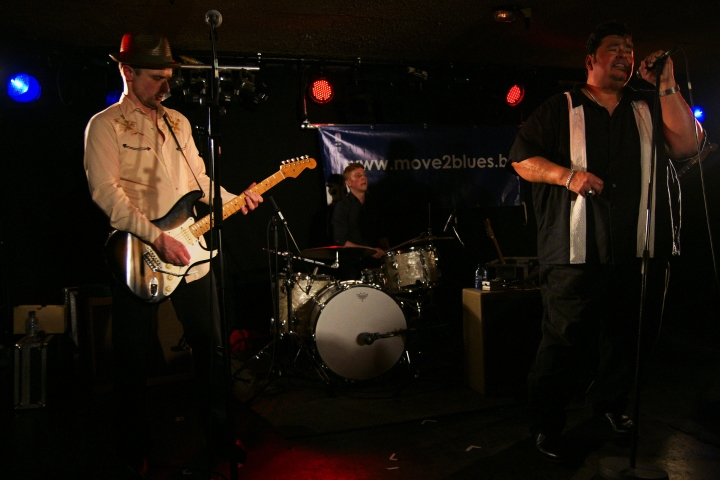 Memo Gonzalez & The bluescasters @ MOD Hasselt, picture 21, photographed by benny antoniw - FrontView Magazine